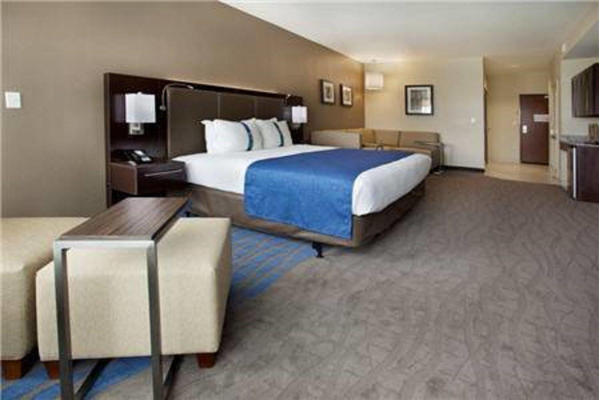 Holiday Inn Hotel & Suites Northwest San Antonio By Ihg Habitación foto